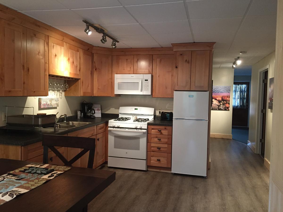 Tahquamenon Lodging Paradise