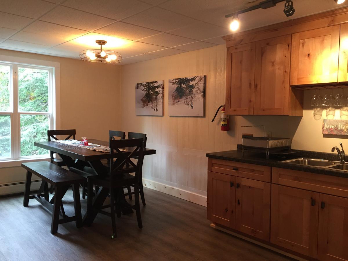 Motel Tahquamenon Lodging Paradise